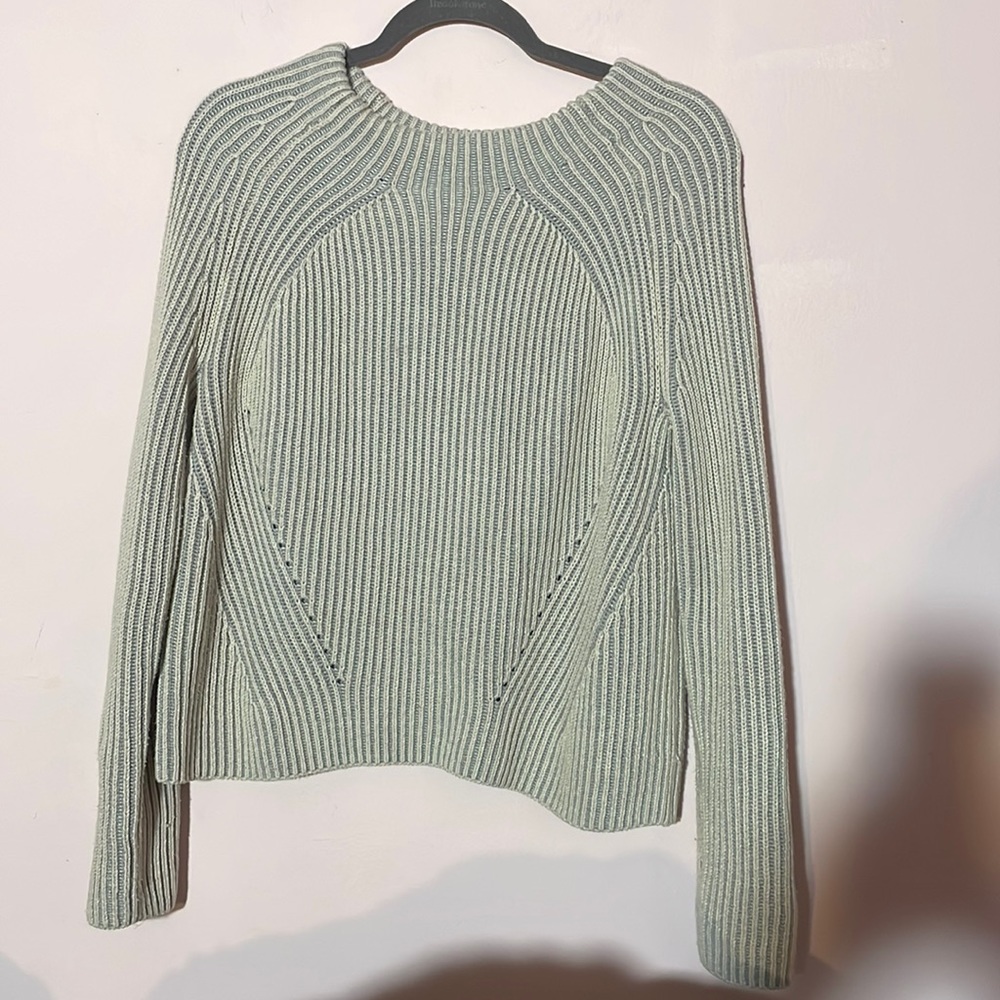 Athleta sweter size small
